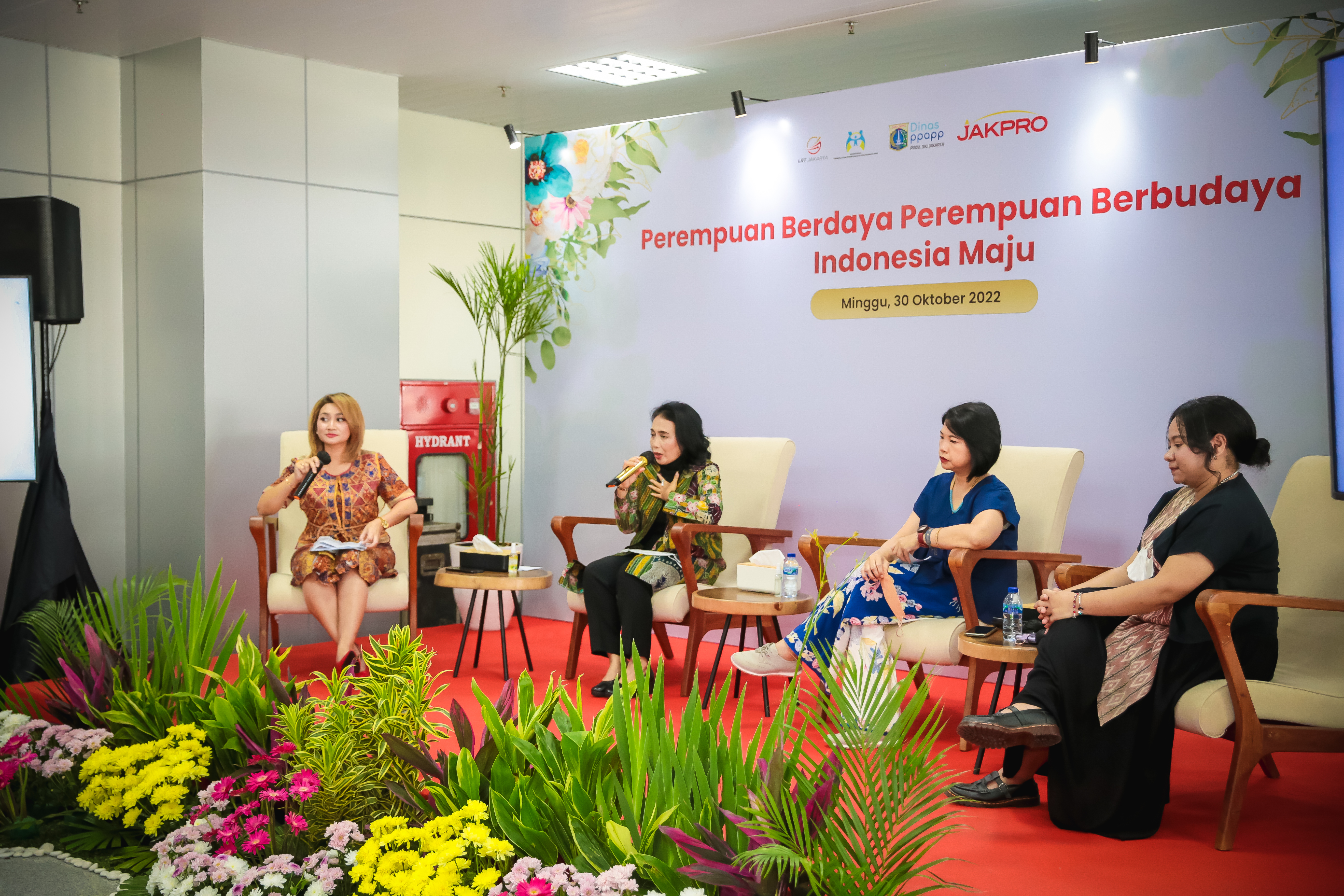 Acara Perempuan Berdaya Perempuan Berbudaya Indonesia Maju dengan DPPAPP 2022