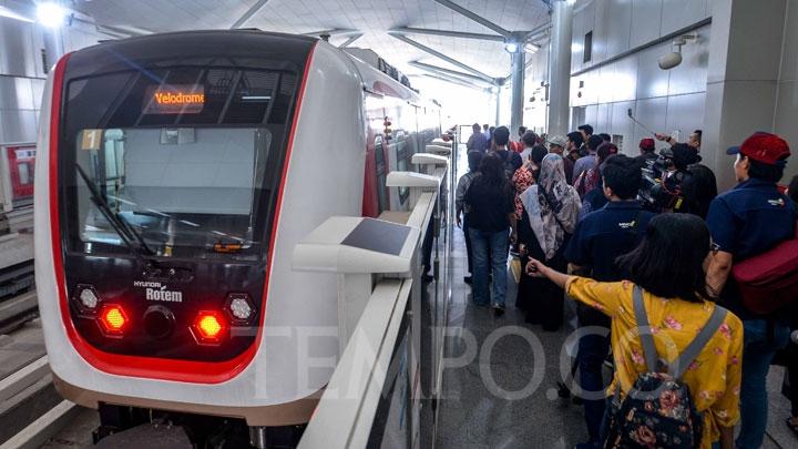 Uji Coba Rute Integrasi LRT Jakarta dari Stasiun Pegangsaan Dua ke JIS